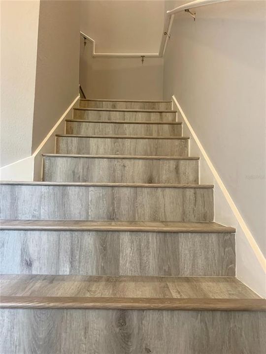 出租: $1,595 (2 贝兹, 2 浴室, 1316 平方英尺)