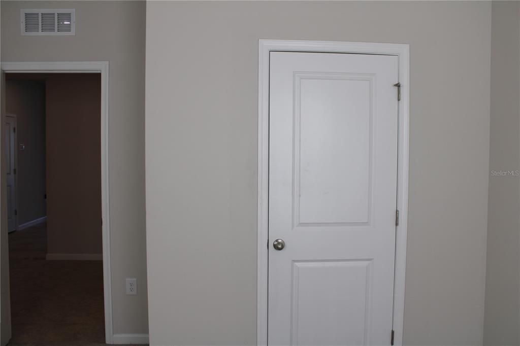 Active With Contract: $2,350 (3 beds, 2 baths, 1824 Square Feet)