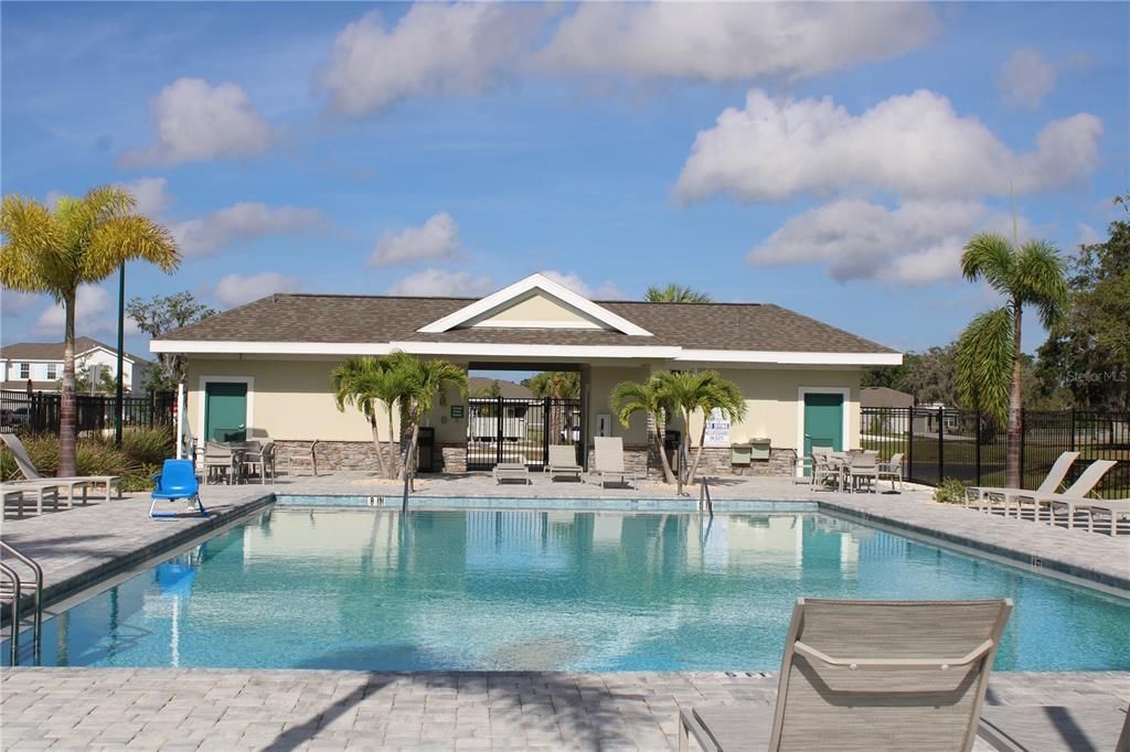 Active With Contract: $2,350 (3 beds, 2 baths, 1824 Square Feet)