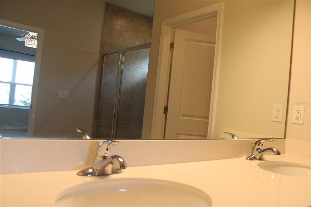 Active With Contract: $2,350 (3 beds, 2 baths, 1824 Square Feet)