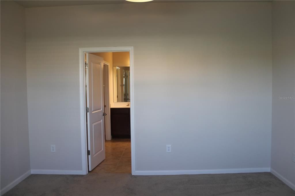 Active With Contract: $2,350 (3 beds, 2 baths, 1824 Square Feet)