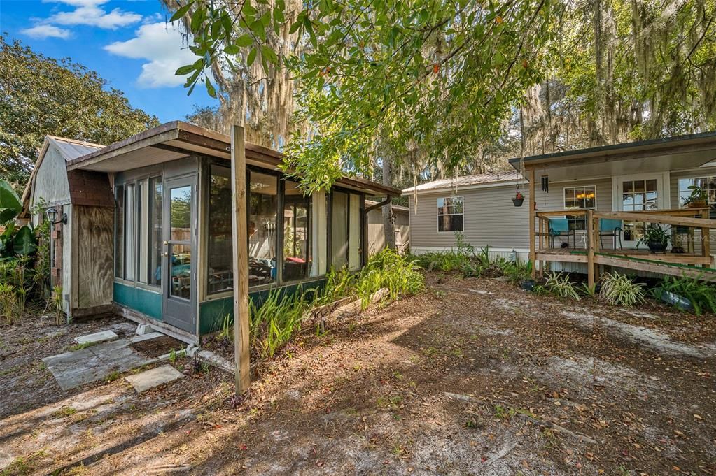 На продажу: $269,900 (3 спален, 2 ванн, 1296 Квадратных фут)