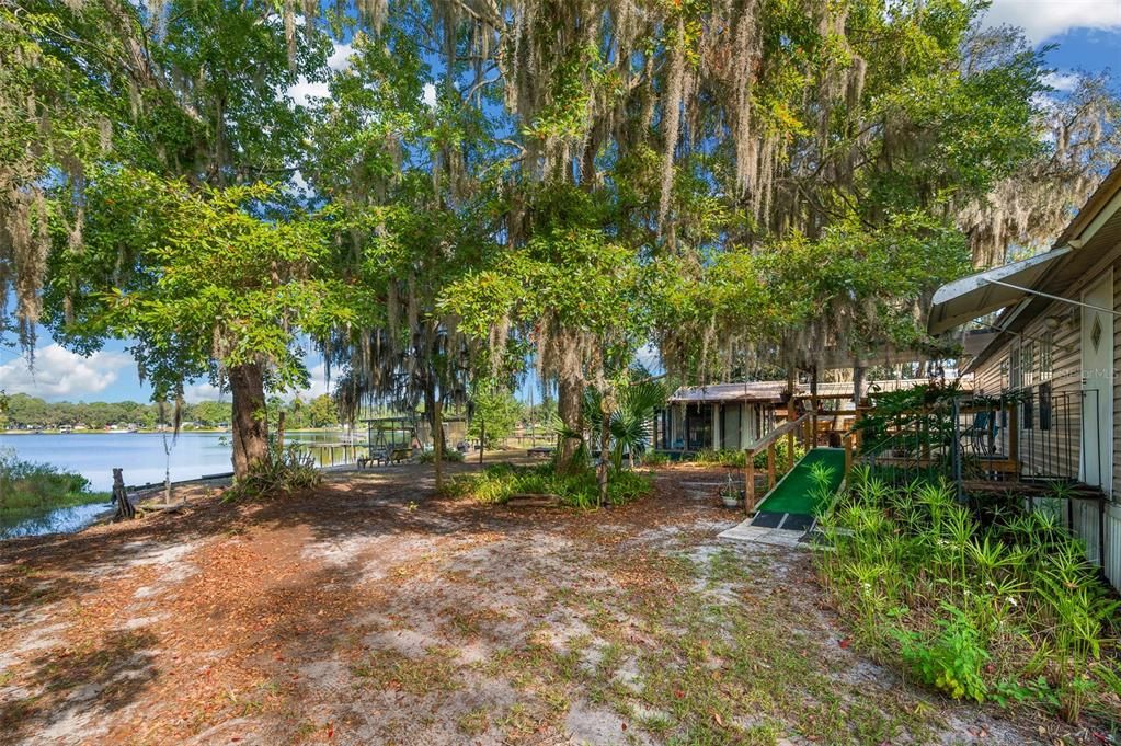 На продажу: $269,900 (3 спален, 2 ванн, 1296 Квадратных фут)