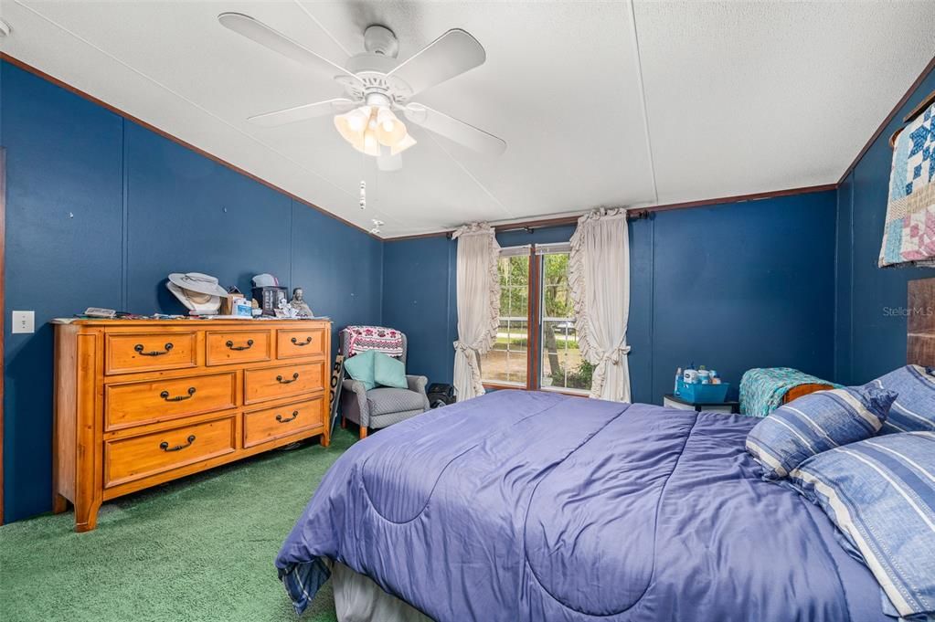 На продажу: $269,900 (3 спален, 2 ванн, 1296 Квадратных фут)