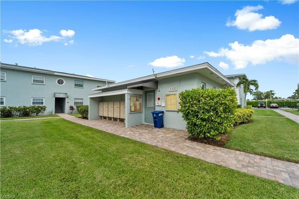 For Sale: $149,999 (1 beds, 1 baths, 659 Square Feet)