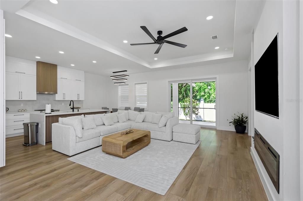 Active With Contract: $649,900 (4 beds, 3 baths, 2138 Square Feet)