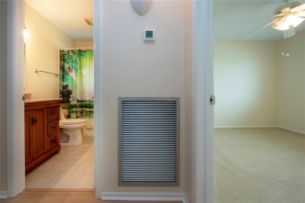 For Sale: $329,900 (3 beds, 2 baths, 1662 Square Feet)