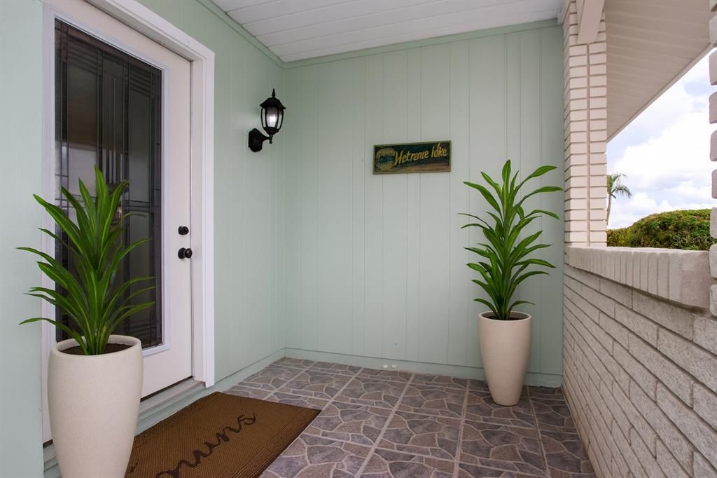 For Sale: $329,900 (3 beds, 2 baths, 1662 Square Feet)