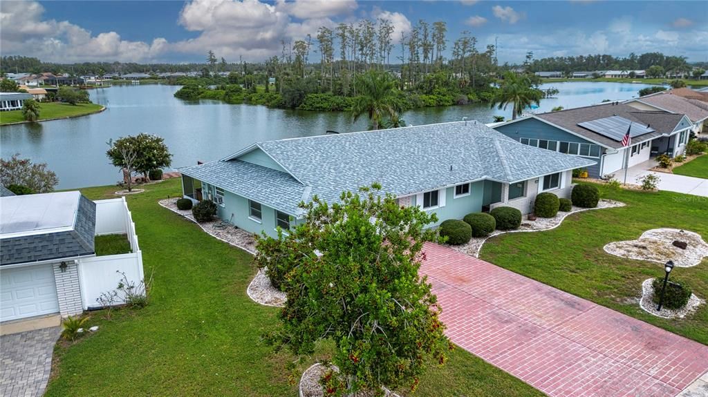 For Sale: $329,900 (3 beds, 2 baths, 1662 Square Feet)