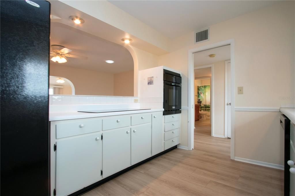 For Sale: $329,900 (3 beds, 2 baths, 1662 Square Feet)