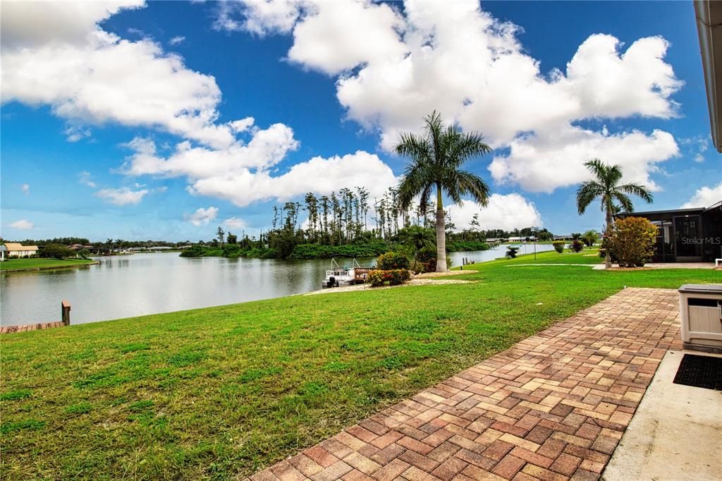 For Sale: $329,900 (3 beds, 2 baths, 1662 Square Feet)