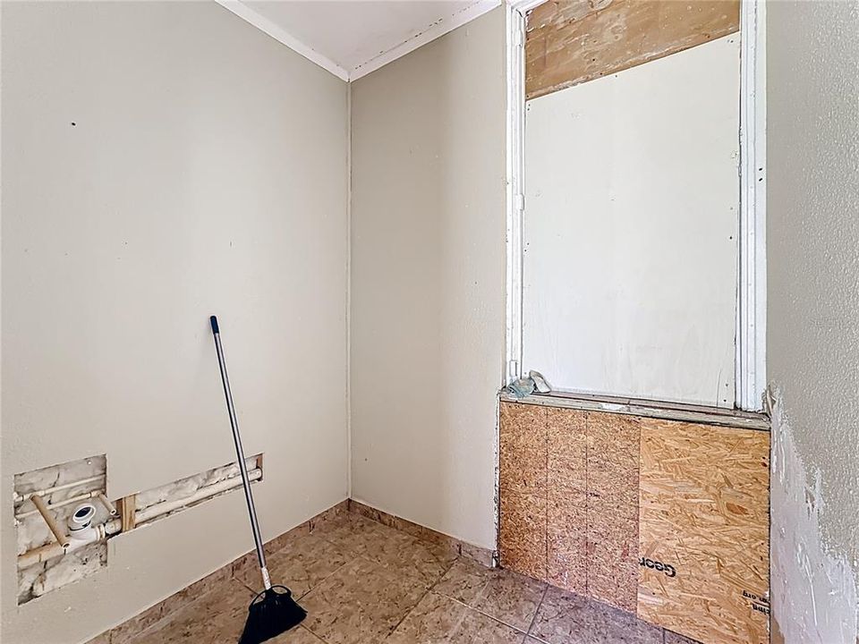 На продажу: $224,900 (3 спален, 2 ванн, 924 Квадратных фут)