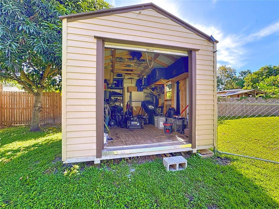 На продажу: $224,900 (3 спален, 2 ванн, 924 Квадратных фут)