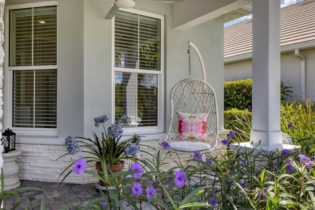 Под контрактом: $985,000 (2 спален, 2 ванн, 2188 Квадратных фут)