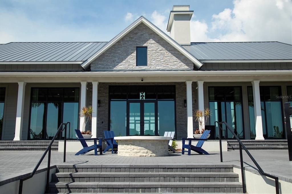 Под контрактом: $985,000 (2 спален, 2 ванн, 2188 Квадратных фут)