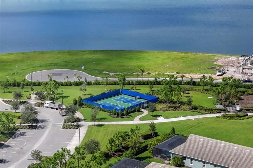 Под контрактом: $985,000 (2 спален, 2 ванн, 2188 Квадратных фут)