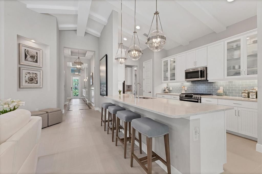 Под контрактом: $985,000 (2 спален, 2 ванн, 2188 Квадратных фут)