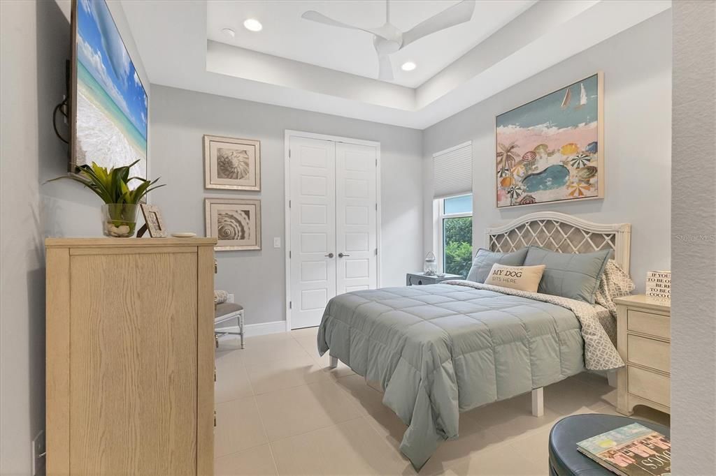 Под контрактом: $985,000 (2 спален, 2 ванн, 2188 Квадратных фут)