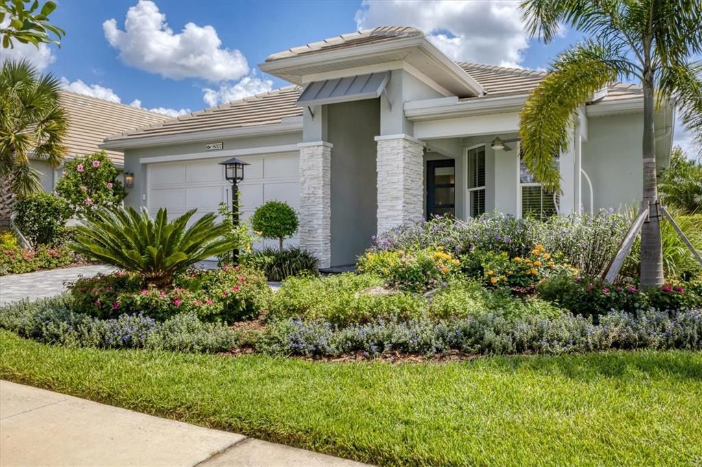 Под контрактом: $985,000 (2 спален, 2 ванн, 2188 Квадратных фут)