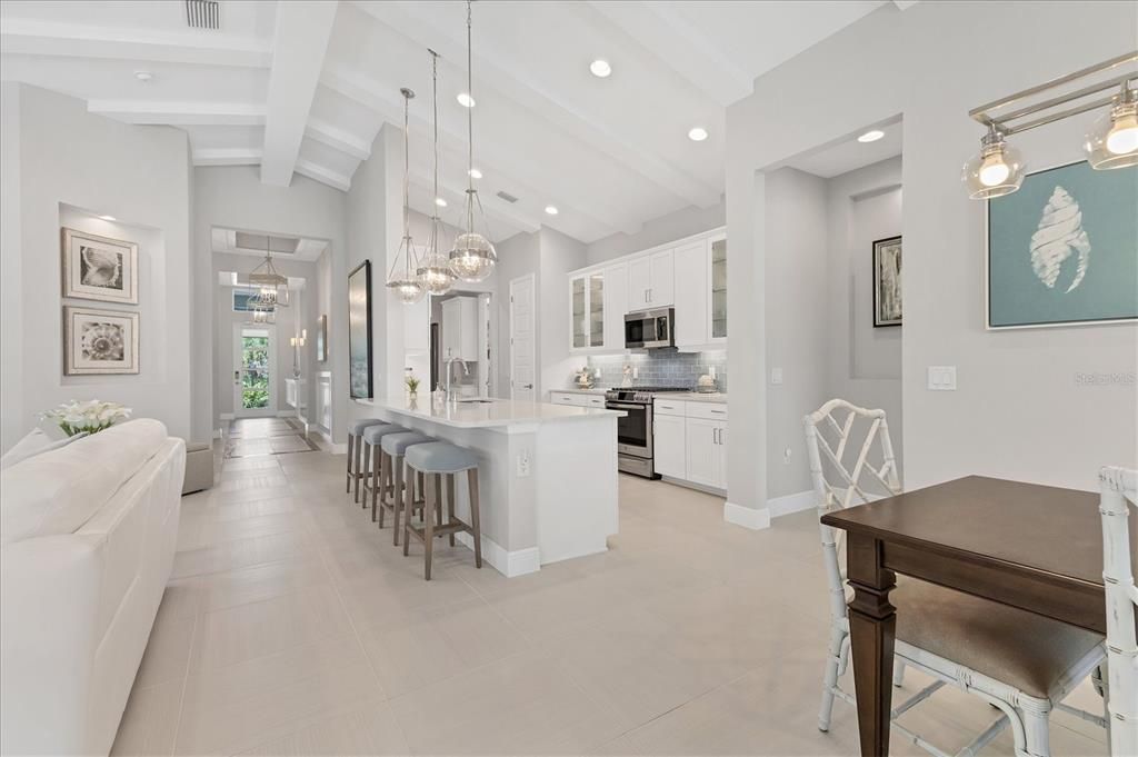 Под контрактом: $985,000 (2 спален, 2 ванн, 2188 Квадратных фут)