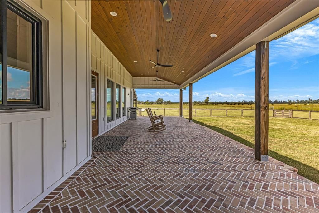 На продажу: $1,100,000 (3 спален, 2 ванн, 2825 Квадратных фут)