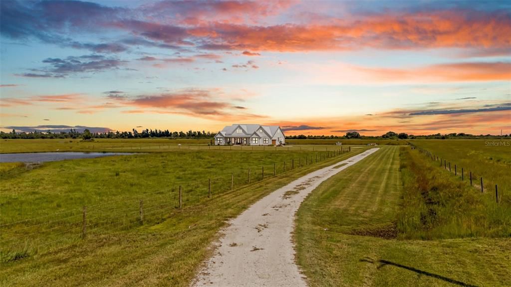 На продажу: $1,100,000 (3 спален, 2 ванн, 2825 Квадратных фут)