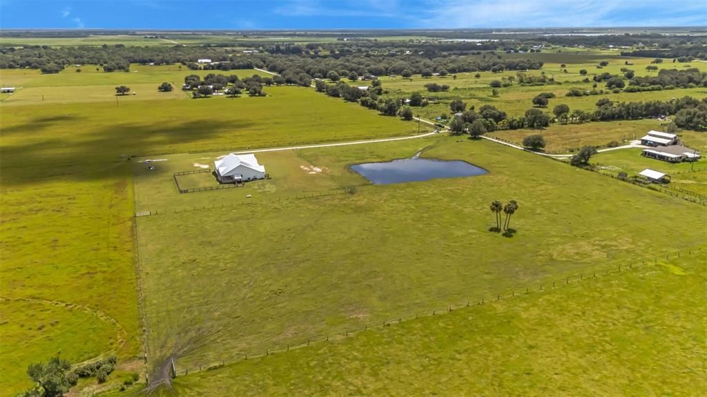 На продажу: $1,100,000 (3 спален, 2 ванн, 2825 Квадратных фут)