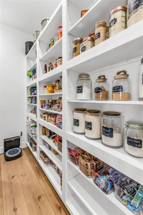 На продажу: $1,100,000 (3 спален, 2 ванн, 2825 Квадратных фут)