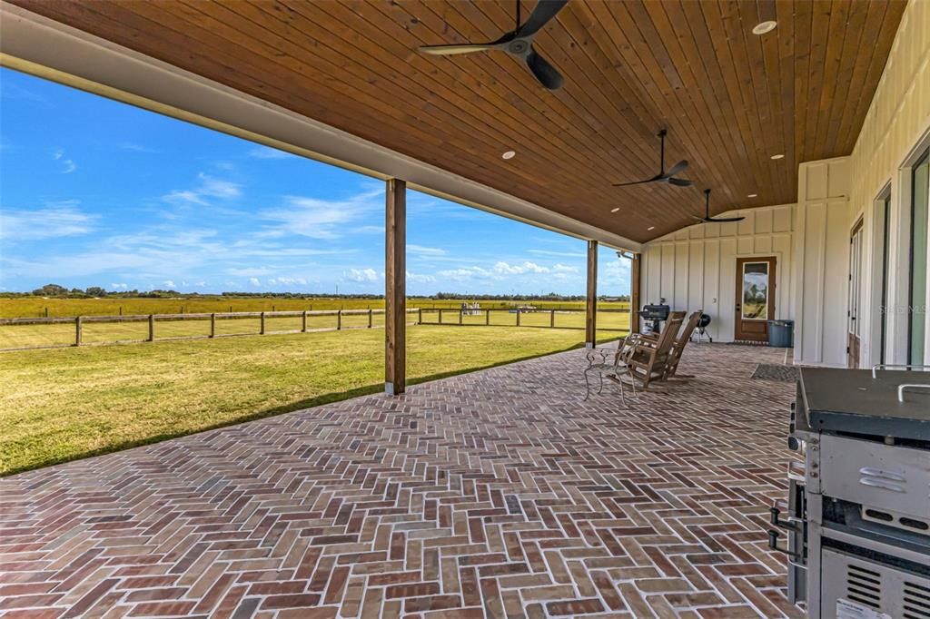 На продажу: $1,100,000 (3 спален, 2 ванн, 2825 Квадратных фут)