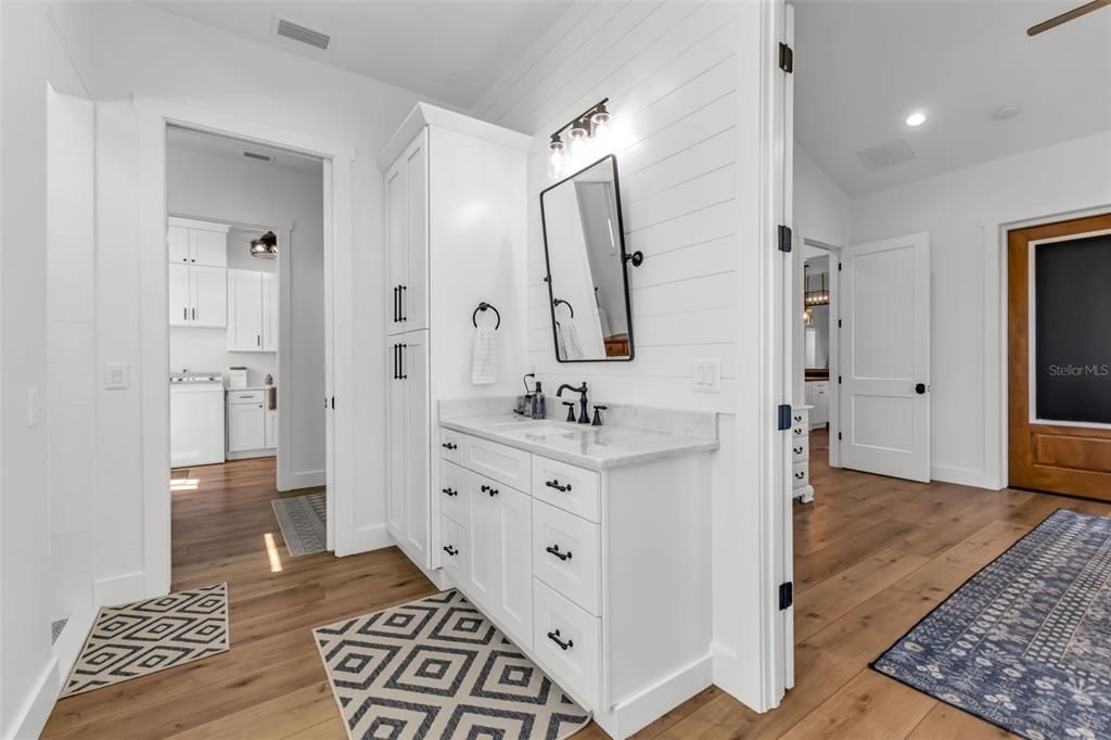 На продажу: $1,100,000 (3 спален, 2 ванн, 2825 Квадратных фут)