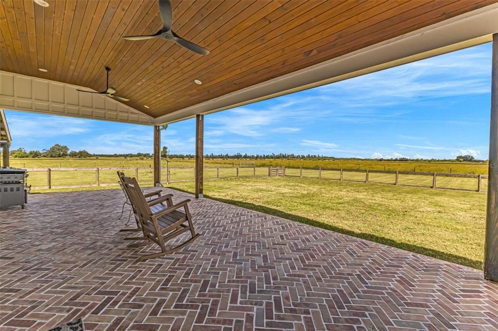 На продажу: $1,100,000 (3 спален, 2 ванн, 2825 Квадратных фут)