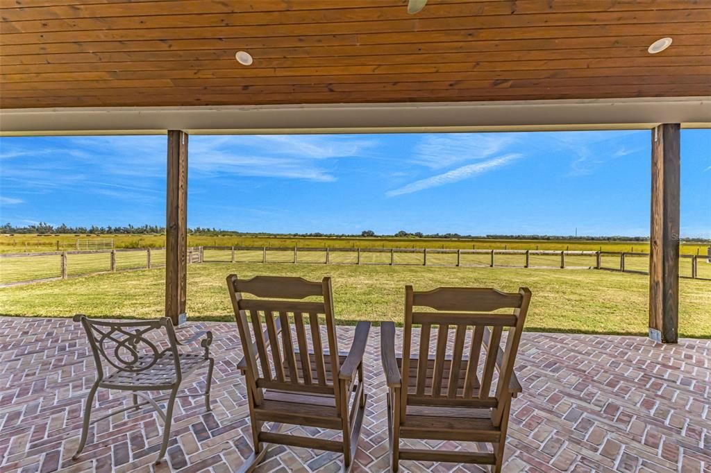 На продажу: $1,100,000 (3 спален, 2 ванн, 2825 Квадратных фут)