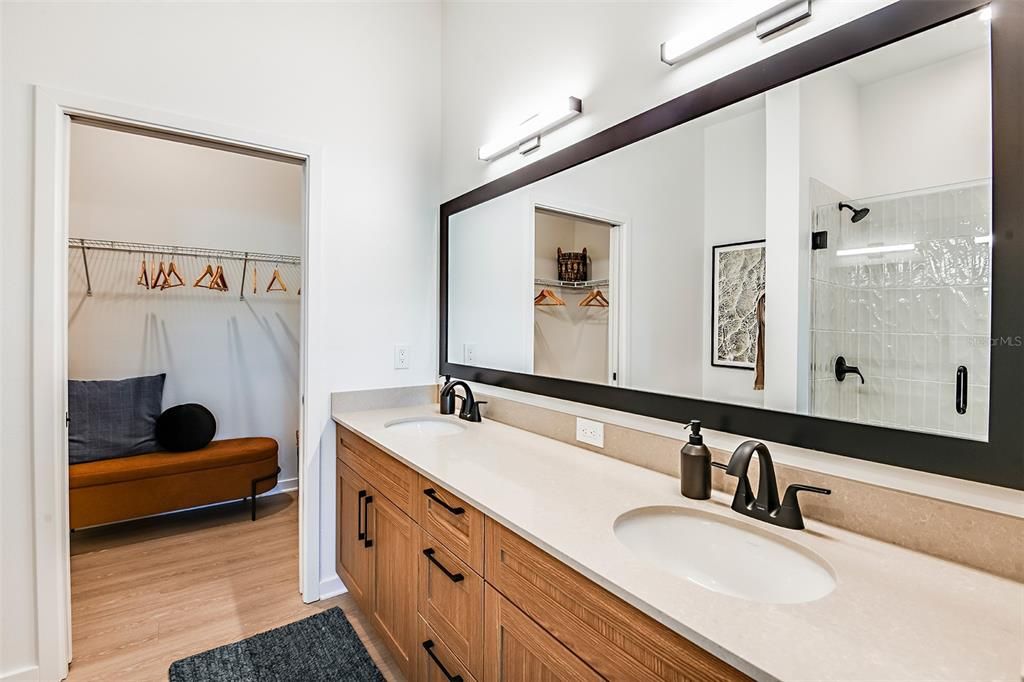 For Rent: $3,030 (3 beds, 2 baths, 1404 Square Feet)
