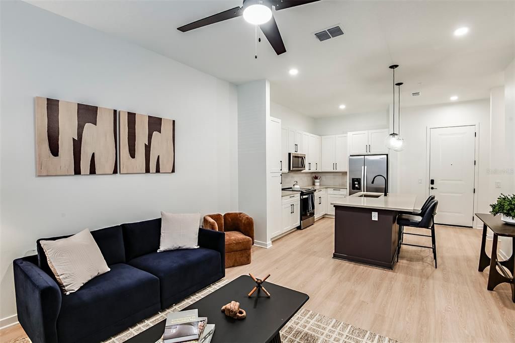 For Rent: $3,030 (3 beds, 2 baths, 1404 Square Feet)