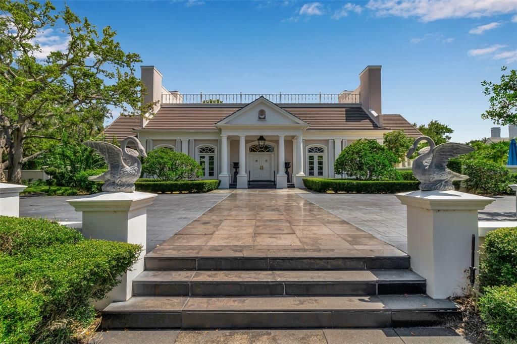 En Venta: $5,000,000 (4 camas, 5 baños, 5087 Pies cuadrados)