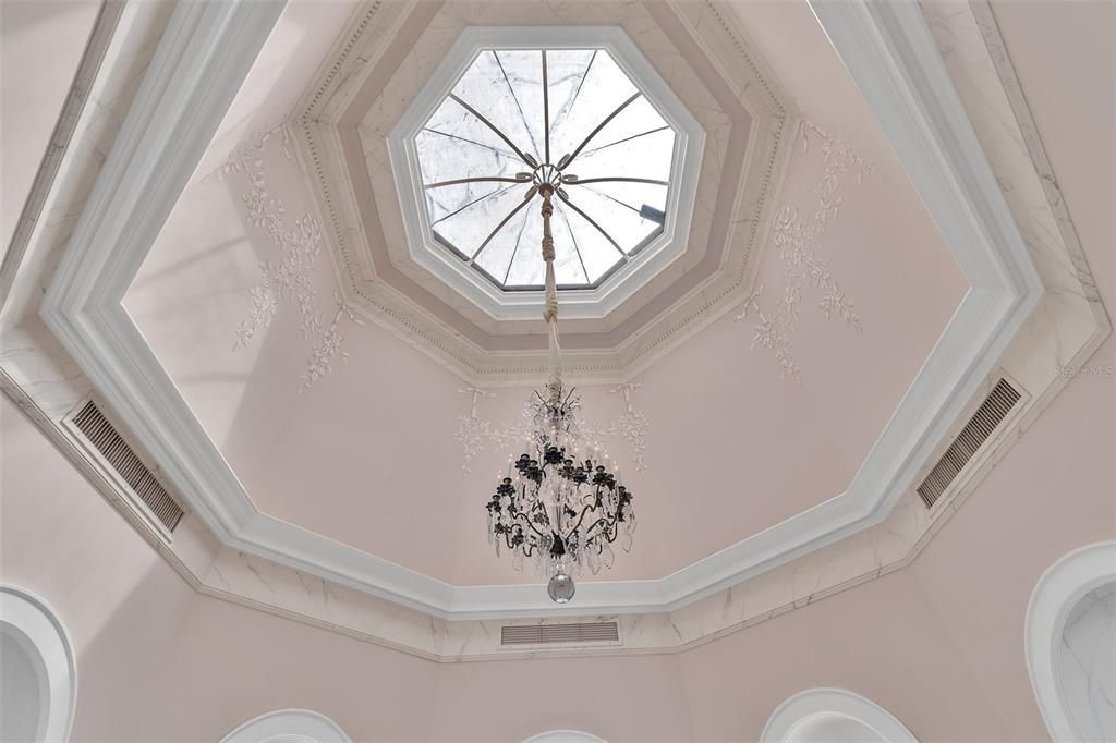 En Venta: $5,000,000 (4 camas, 5 baños, 5087 Pies cuadrados)