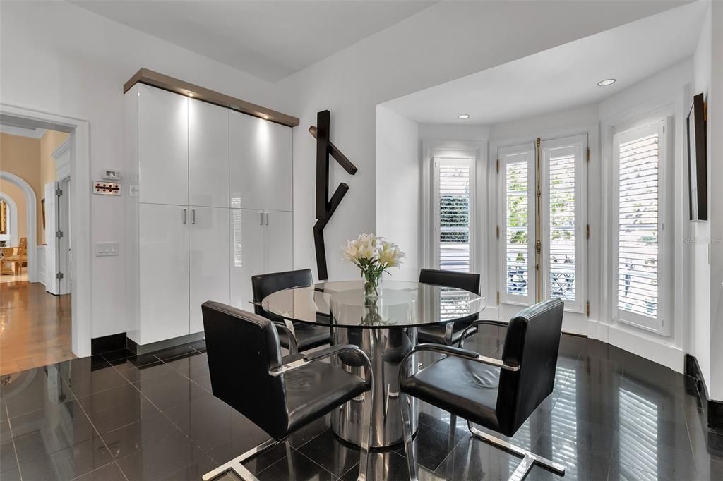 En Venta: $5,000,000 (4 camas, 5 baños, 5087 Pies cuadrados)