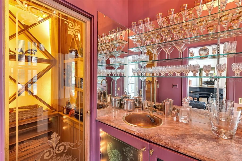 En Venta: $5,000,000 (4 camas, 5 baños, 5087 Pies cuadrados)