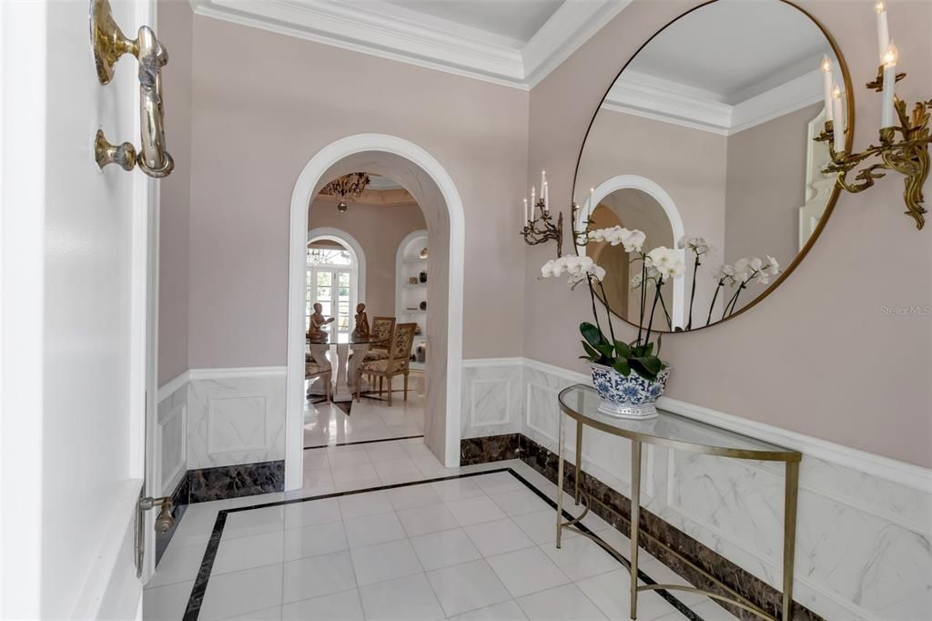 En Venta: $5,000,000 (4 camas, 5 baños, 5087 Pies cuadrados)