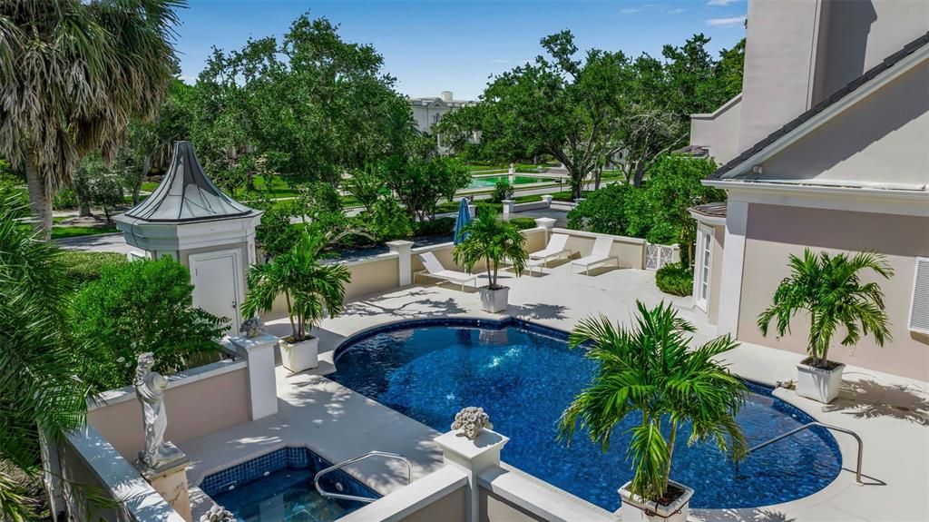 En Venta: $5,000,000 (4 camas, 5 baños, 5087 Pies cuadrados)