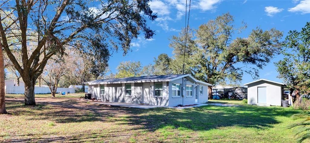 Activo con contrato: $275,000 (3 camas, 2 baños, 1390 Pies cuadrados)