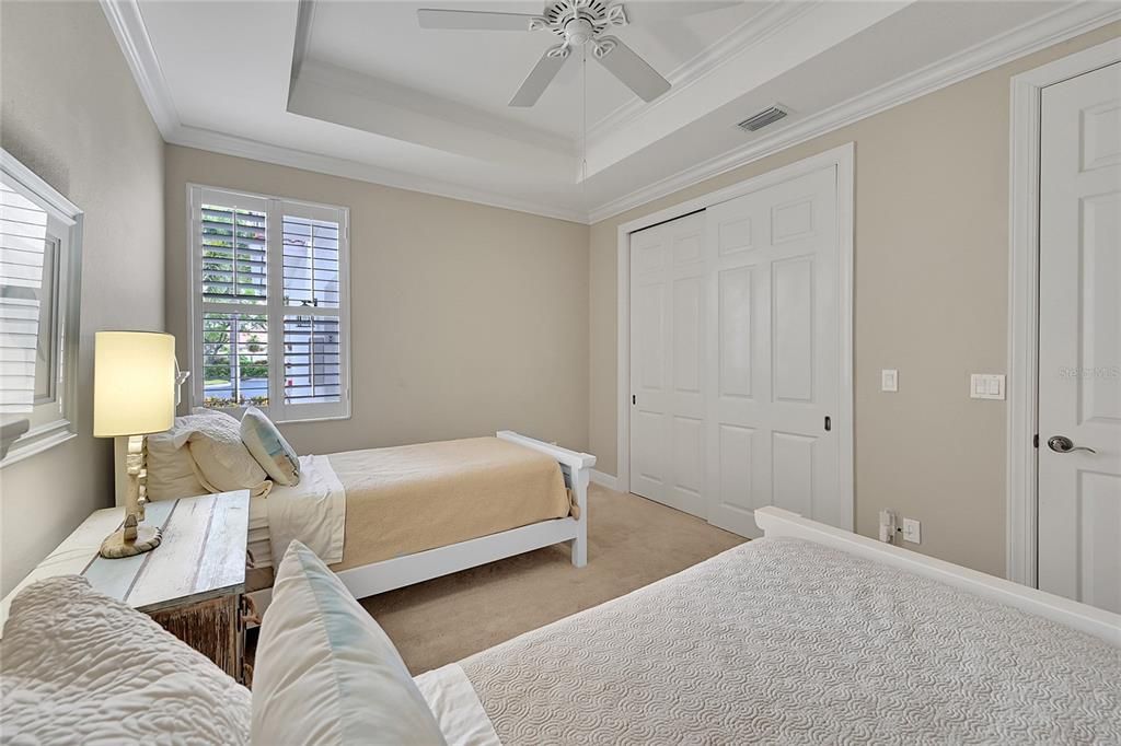 For Sale: $460,000 (3 beds, 2 baths, 1798 Square Feet)