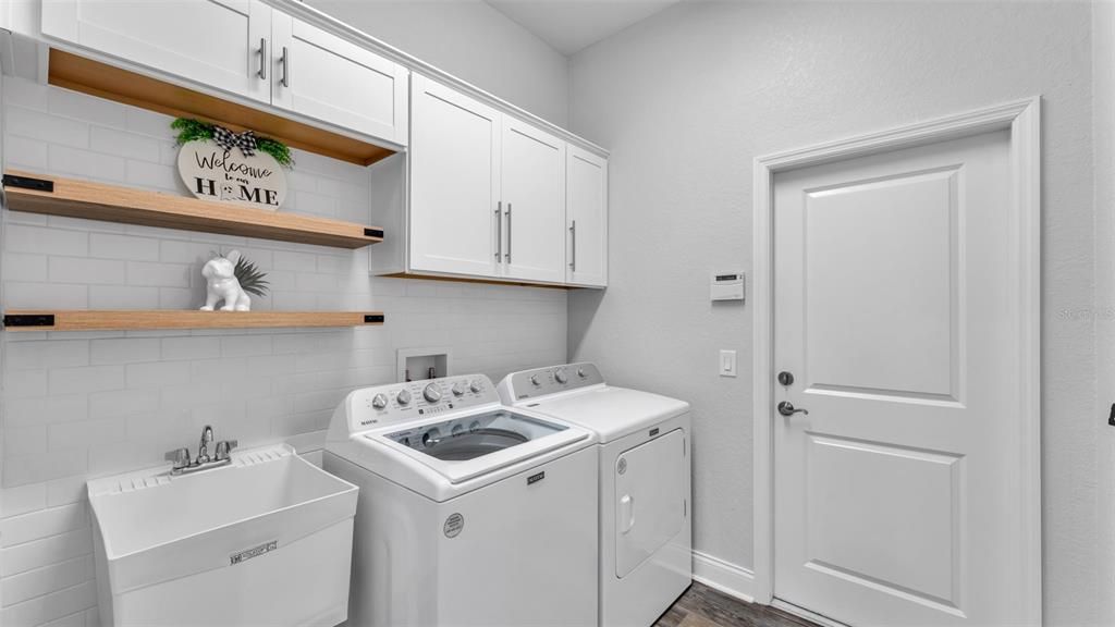 For Sale: $634,900 (4 beds, 3 baths, 2579 Square Feet)