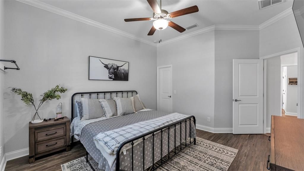 For Sale: $634,900 (4 beds, 3 baths, 2579 Square Feet)