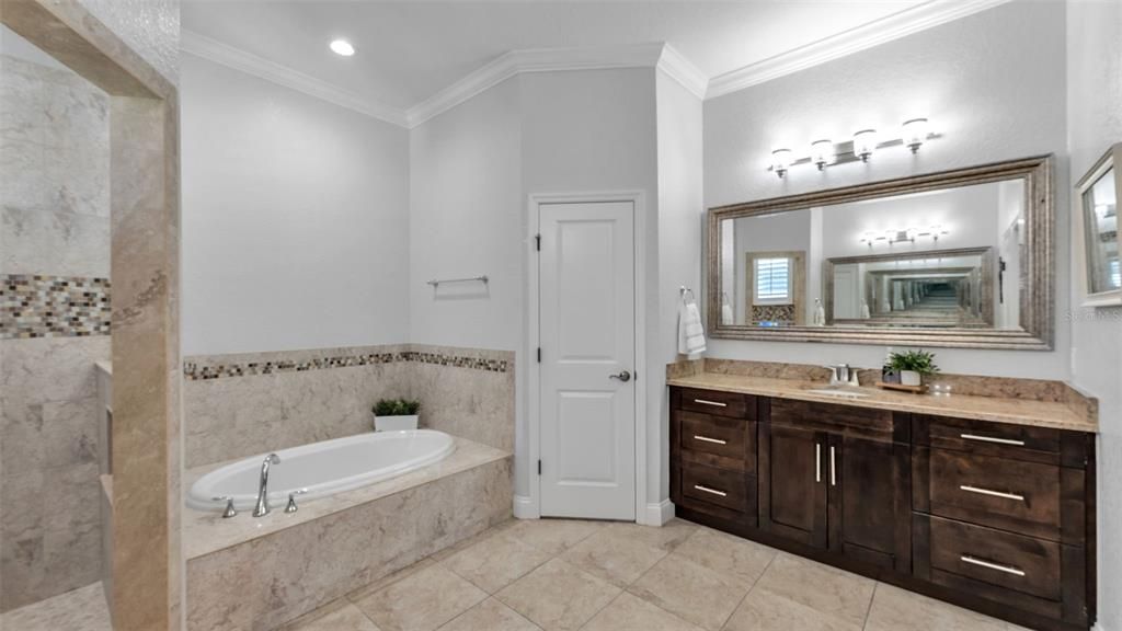 For Sale: $634,900 (4 beds, 3 baths, 2579 Square Feet)