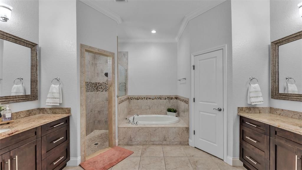 For Sale: $634,900 (4 beds, 3 baths, 2579 Square Feet)