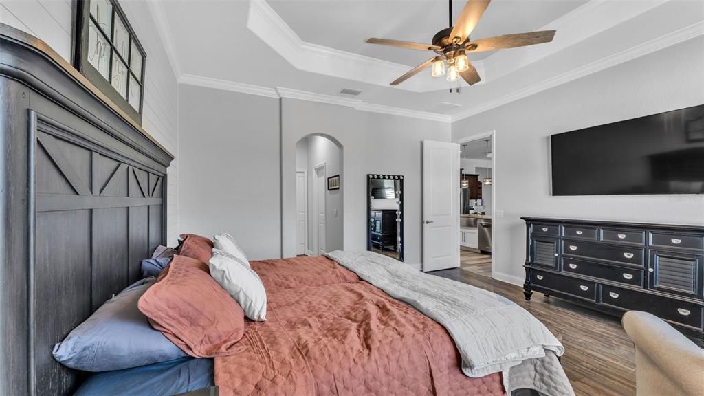 For Sale: $634,900 (4 beds, 3 baths, 2579 Square Feet)