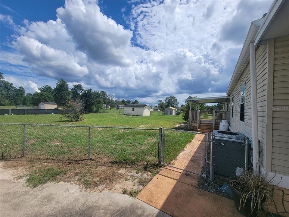 В аренду: $1,800 (3 спален, 2 ванн, 2045 Квадратных фут)