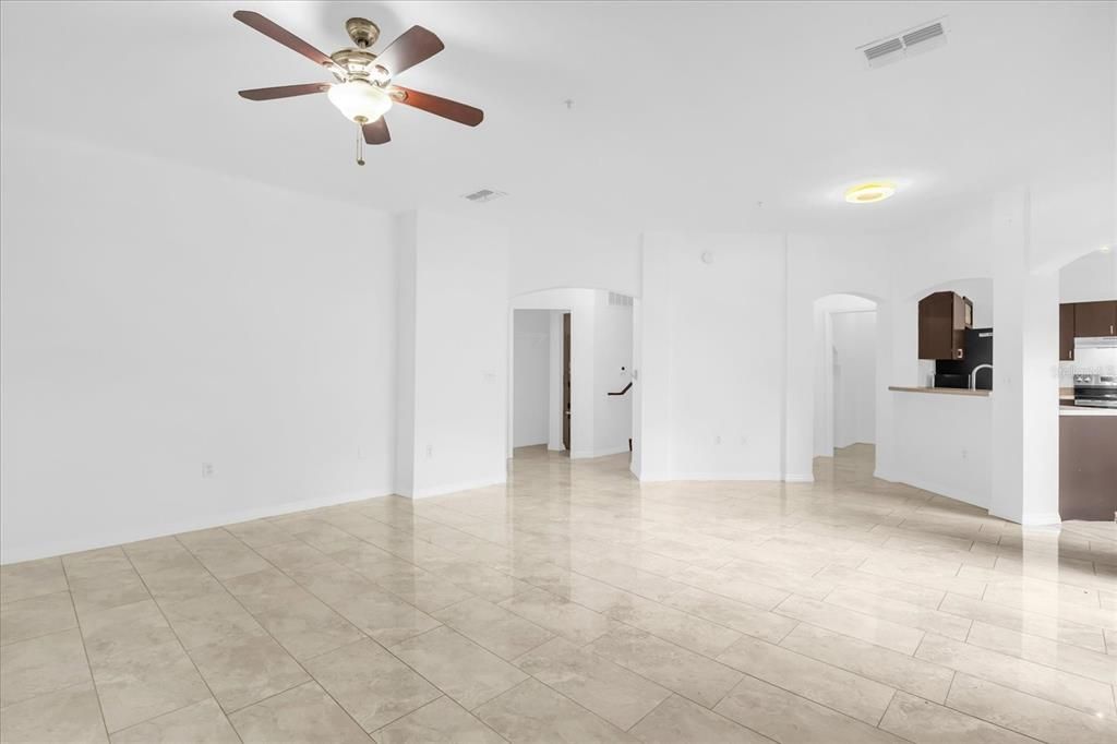 En Venta: $190,000 (3 camas, 2 baños, 1455 Pies cuadrados)