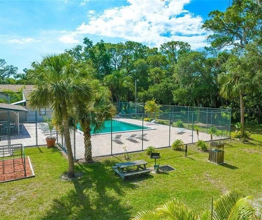 На продажу: $190,000 (3 спален, 2 ванн, 1408 Квадратных фут)